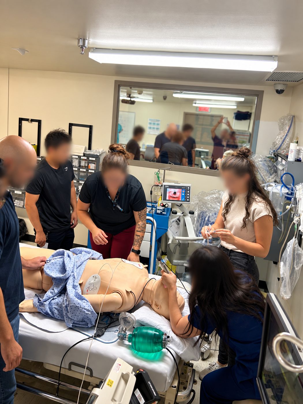 Formation ACLS — simulation et gestion des voies aériennes